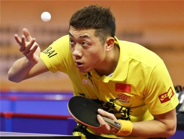 本队战术可 本队战术可