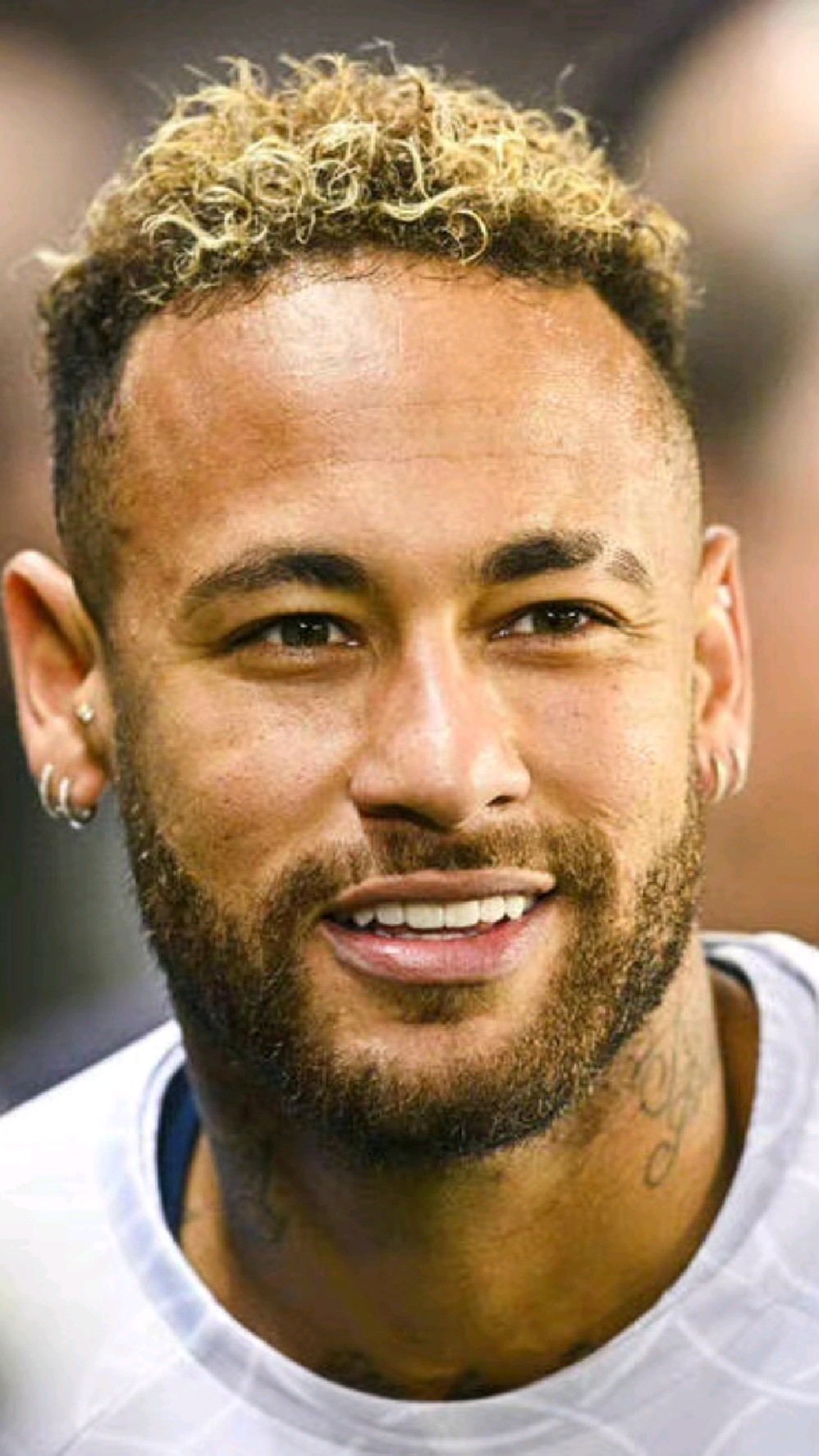 看到了曾凡 看到了曾凡