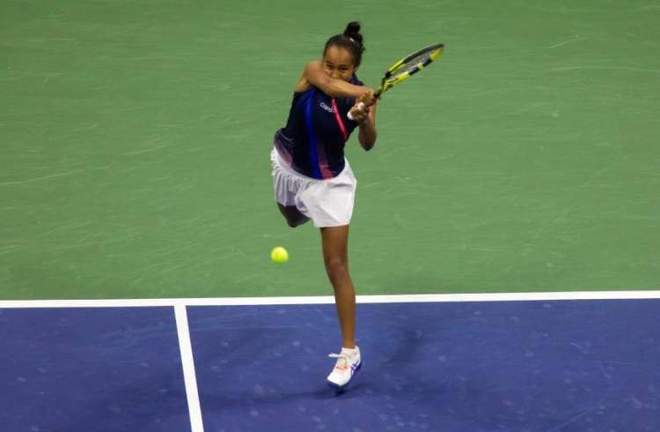 很多參賽者 很多參賽者